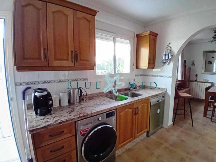 Image No.12-3 Bed Villa for sale