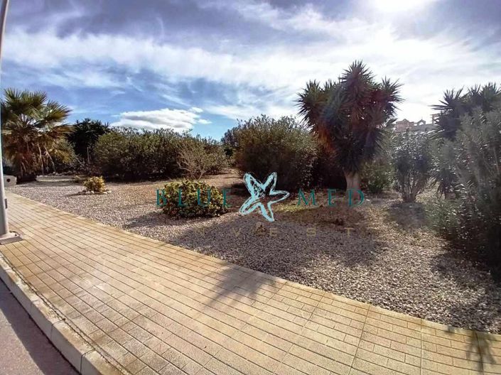 Image No.51-3 Bed Villa for sale