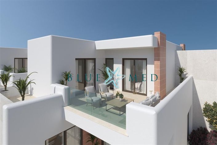 Image No.10-3 Bed Villa for sale