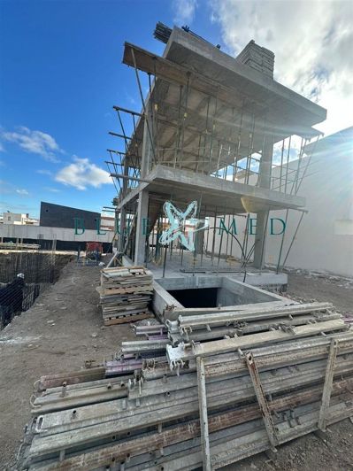 Image No.12-4 Bed Villa for sale