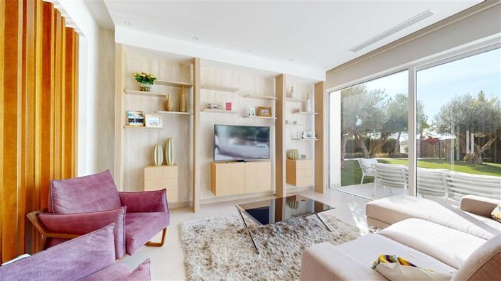 Image No.14-4 Bed Villa for sale