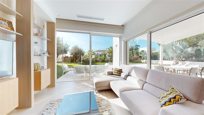 Image No.16-4 Bed Villa for sale