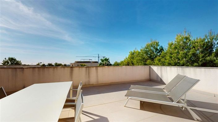 Image No.37-4 Bed Villa for sale