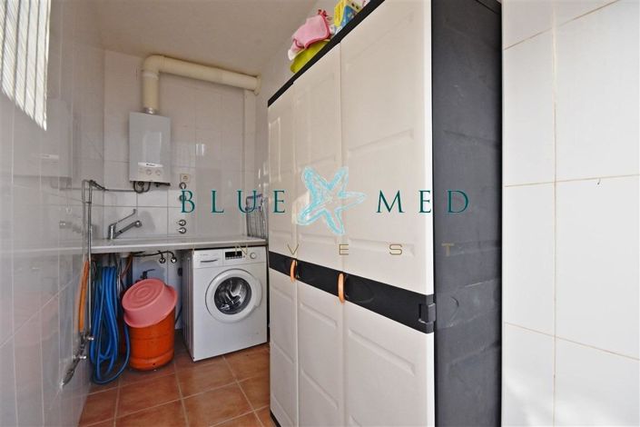 Image No.11-3 Bed House for sale