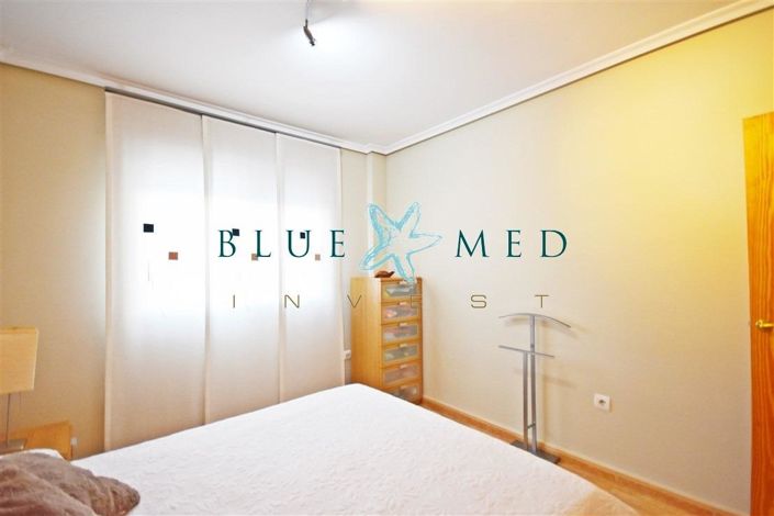 Image No.13-3 Bed House for sale