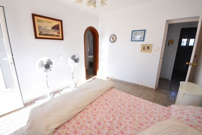 Image No.26-4 Bed Villa for sale