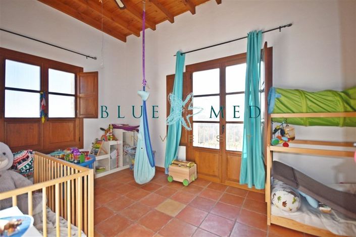 Image No.15-3 Bed Country House for sale