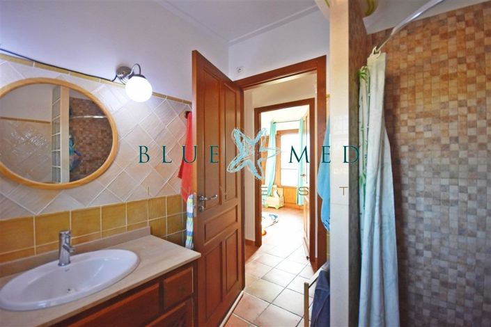 Image No.21-3 Bed Country House for sale