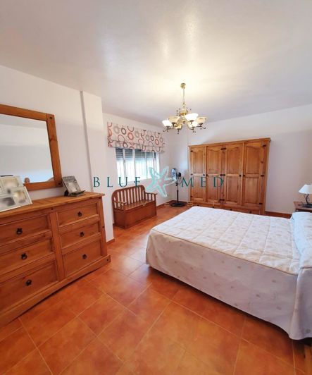 Image No.11-4 Bed Country House for sale