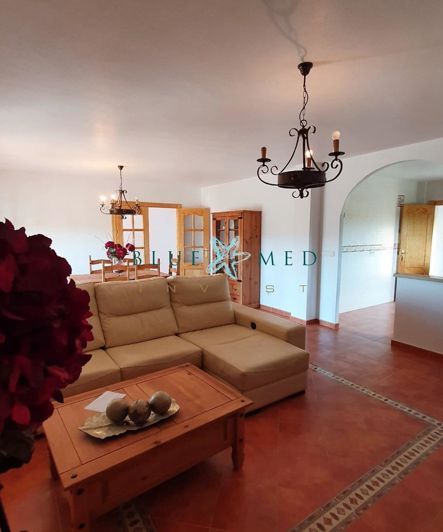 Image No.7-4 Bed Country House for sale