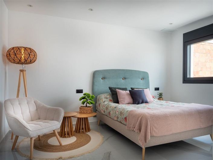 Image No.41-3 Bed Villa for sale