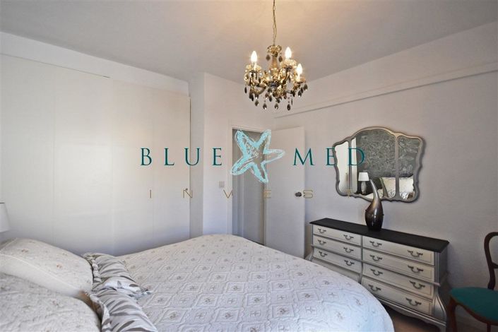 Image No.11-3 Bed Flat for sale