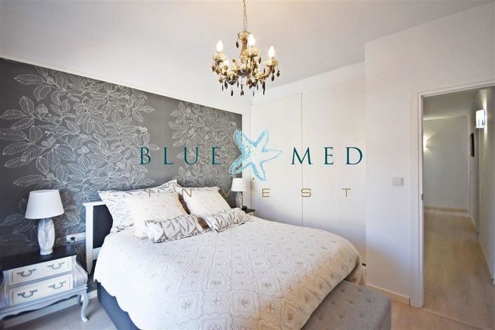 Image No.9-3 Bed Flat for sale