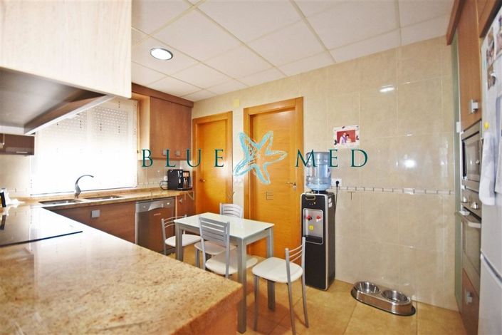 Image No.5-3 Bed Villa for sale