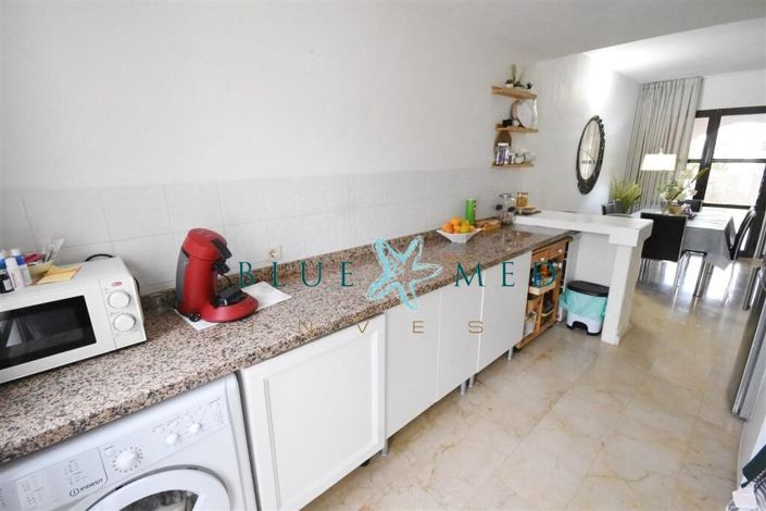 Image No.25-2 Bed Villa for sale