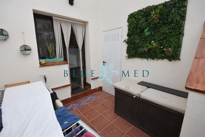 Image No.6-2 Bed Villa for sale