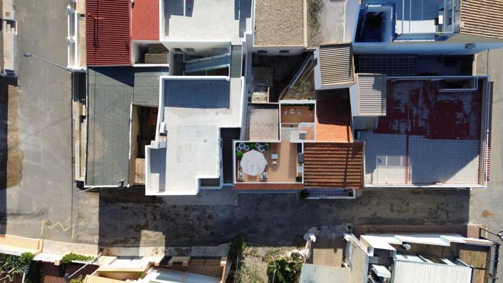 Image No.3-2 Bed House for sale