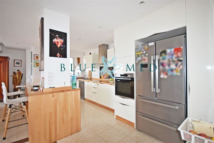 Image No.7-3 Bed Apartment for sale