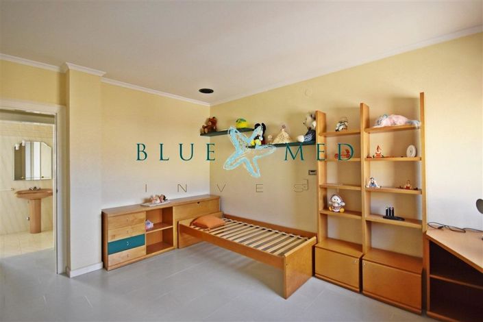 Image No.22-4 Bed Duplex for sale