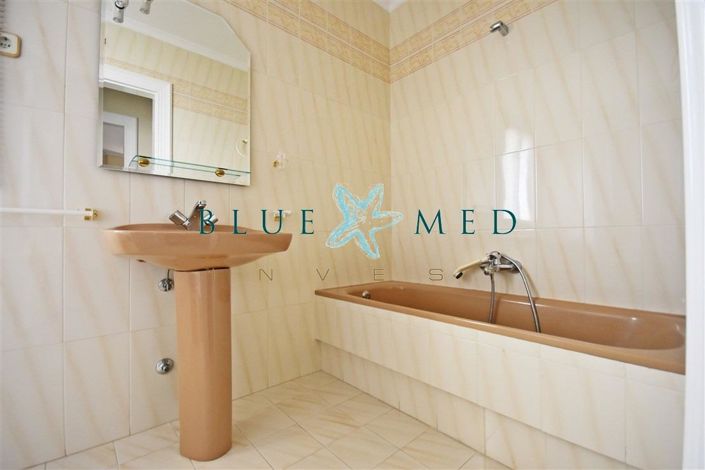 Image No.23-4 Bed Duplex for sale