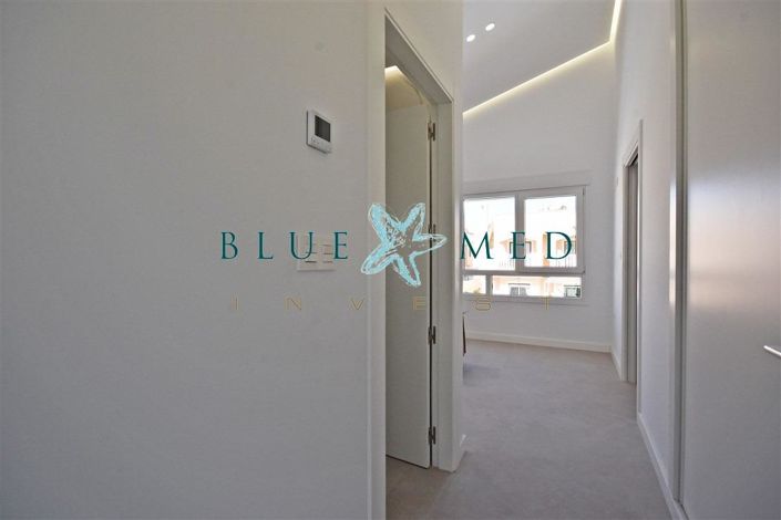 Image No.15-3 Bed Villa for sale