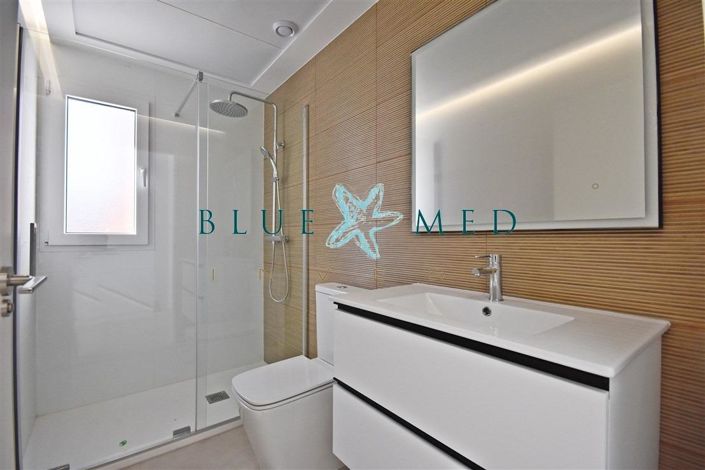 Image No.17-3 Bed Villa for sale