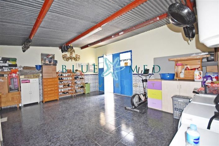 Image No.25-3 Bed House for sale