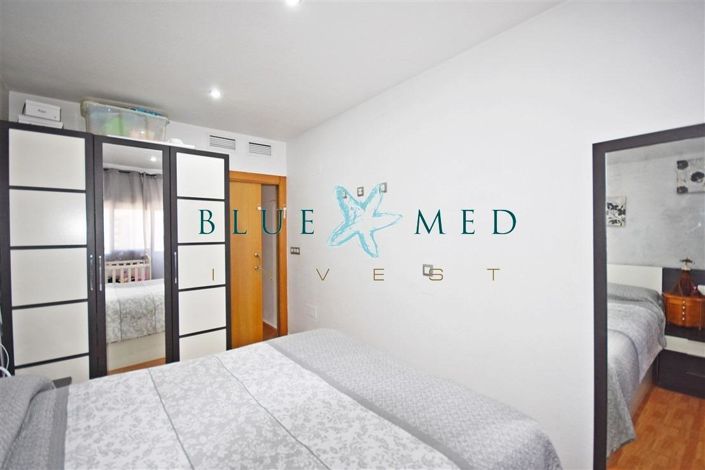 Image No.13-3 Bed Flat for sale