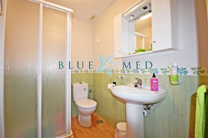 Image No.20-3 Bed Flat for sale