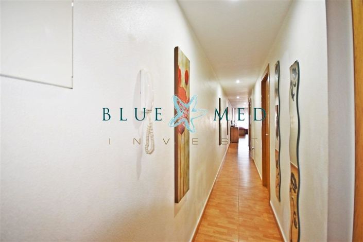 Image No.21-3 Bed Flat for sale