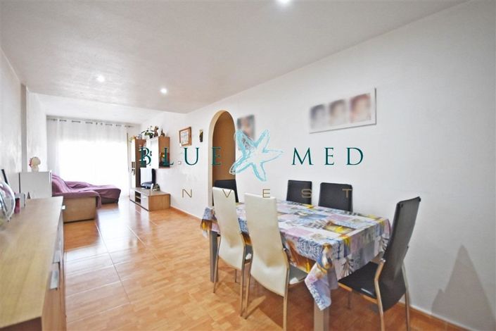 Image No.3-3 Bed Flat for sale