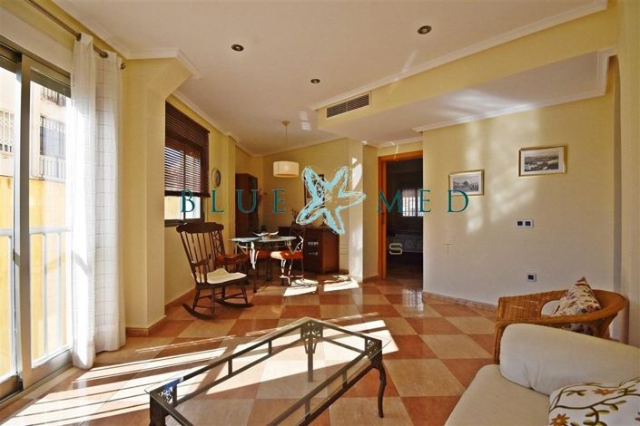 Image No.4-3 Bed Flat for sale