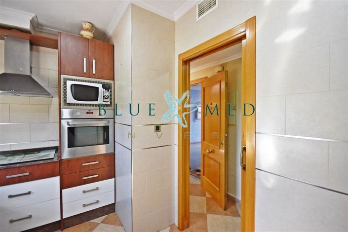 Image No.8-3 Bed Flat for sale