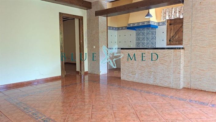 Image No.6-5 Bed Country House for sale