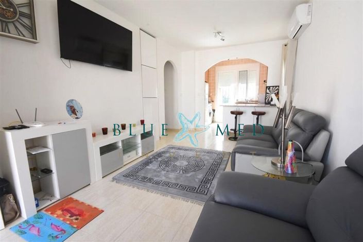 Image No.4-2 Bed Villa for sale