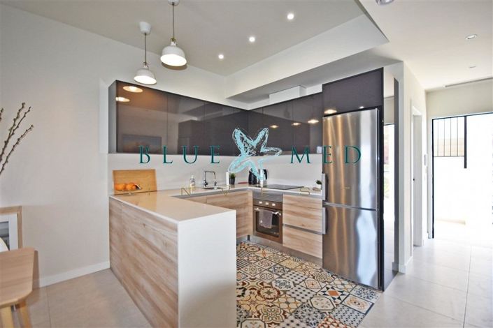 Image No.11-2 Bed Apartment for sale