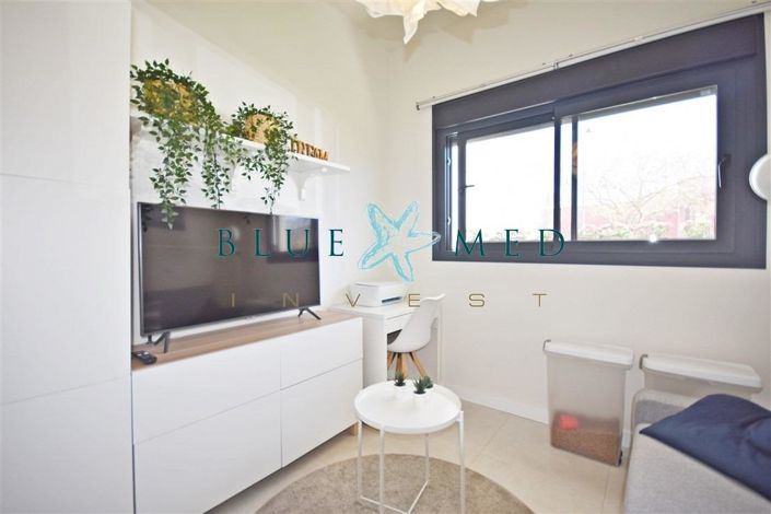 Image No.19-2 Bed Apartment for sale