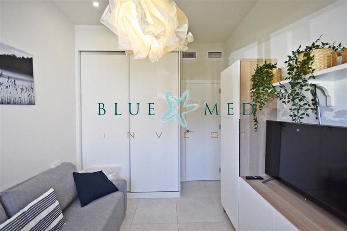 Image No.20-2 Bed Apartment for sale