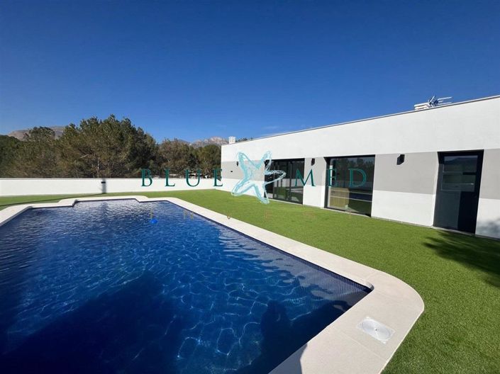 Image No.4-3 Bed Country House for sale