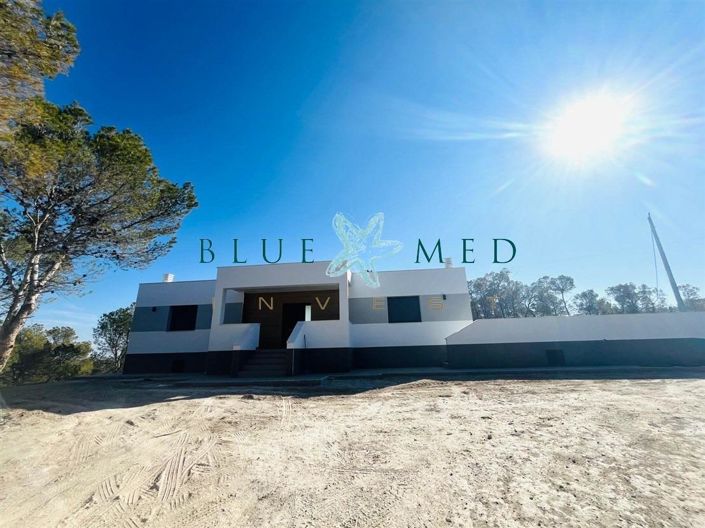 Image No.7-3 Bed Country House for sale