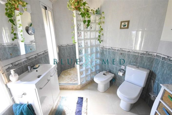 Image No.13-3 Bed Villa for sale