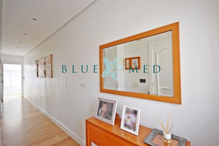 Image No.24-3 Bed Flat for sale