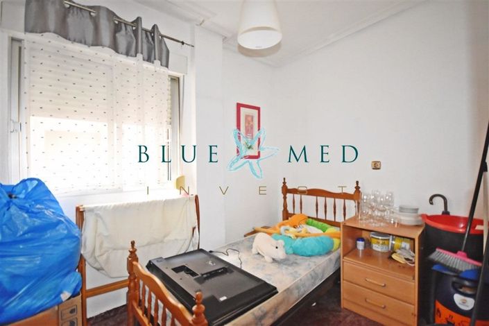 Image No.15-3 Bed Flat for sale