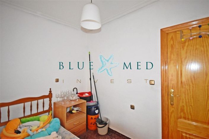 Image No.16-3 Bed Flat for sale