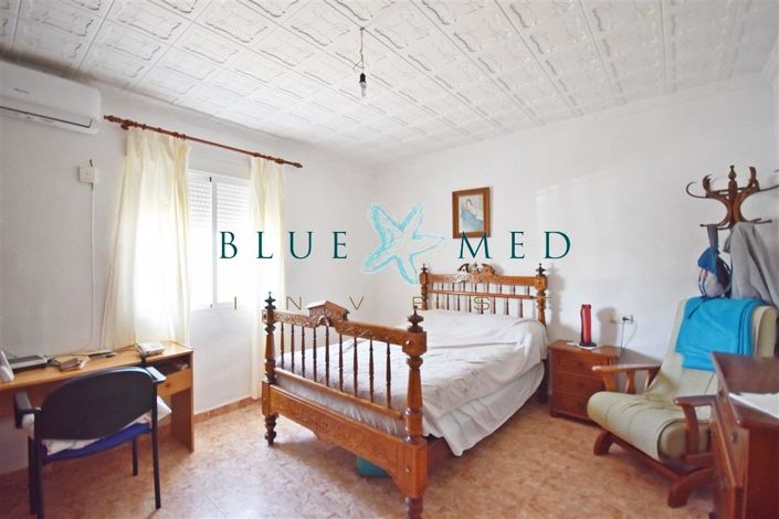 Image No.9-5 Bed Country House for sale