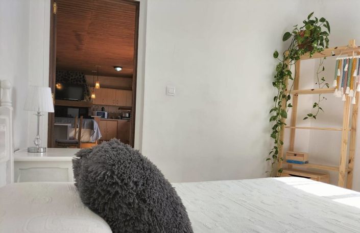 Image No.17-1 Bed Country House for sale