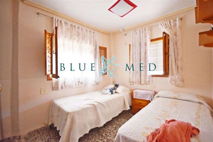 Image No.16-3 Bed Flat for sale