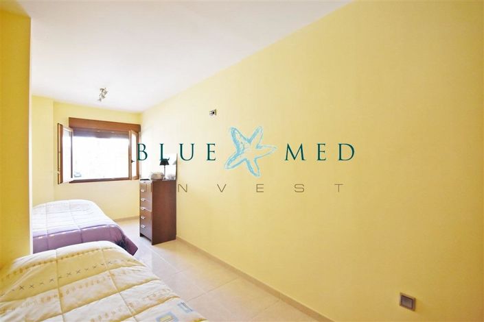 Image No.12-3 Bed House for sale