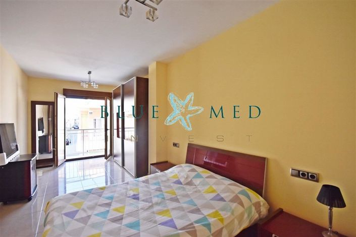 Image No.6-3 Bed House for sale