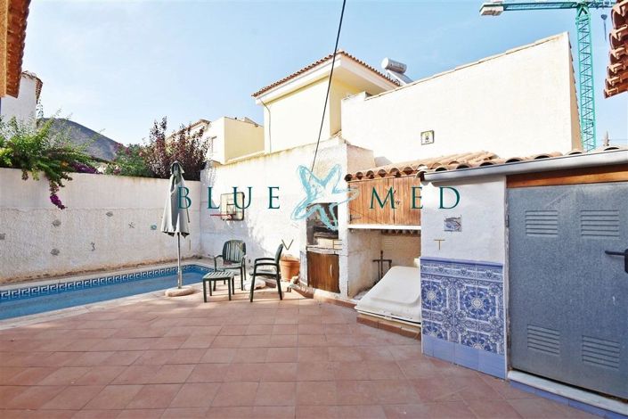 Image No.20-2 Bed House for sale